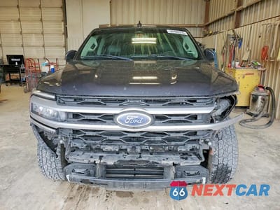 Piąte zdjęcie samochodu w środku: 2023 FORD EXPEDITION XLT VIN:1FMJU1H86PEA26748 - miniatura