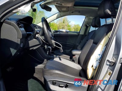 Zdjęcie 7 z 13 samochodu: 2022 VOLKSWAGEN TIGUAN SE VIN:3VV2B7AX9NM037402 - miniatura