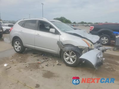 Czwarte zdjęcie samochodu z boku: 2010 NISSAN ROGUE SL VIN:JN8AS5MT9AW503139 - miniatura
