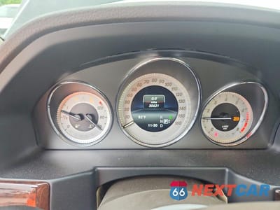 Zdjęcie 9 z 12 samochodu: 2015 MERCEDES-BENZ GLK 350 VIN:WDCGG5HBXFG394534 - miniatura