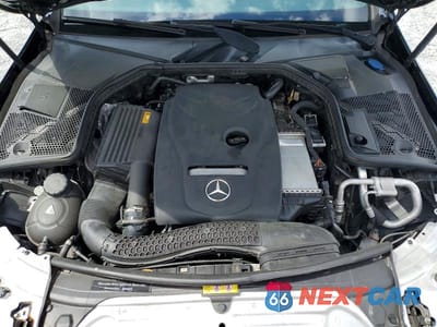 Zdjęcie 11 z 12 samochodu: 2018 MERCEDES-BENZ C 300 VIN:55SWF4JB1JU257069 - miniatura
