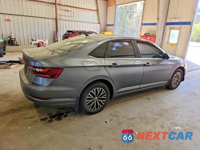 Trzecie zdjęcie samochodu z tyłu: 2019 VOLKSWAGEN JETTA S VIN:3VWCB7BU9KM217611 - miniatura