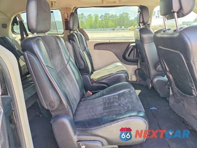 Zdjęcie 11 z 13 samochodu: 2014 CHRYSLER TOWN & COUNTRY VIN:2C4RC1CG1ER250048 - miniatura