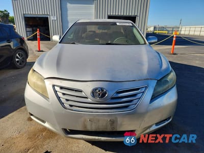 Piąte zdjęcie samochodu w środku: 2007 TOYOTA CAMRY XLE V6 VIN:4T1BK46K37U034497 - miniatura