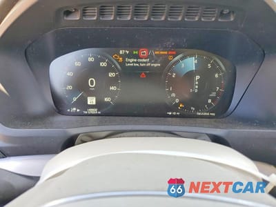 Zdjęcie 9 z 13 samochodu: 2018 VOLVO XC90 T6 VIN:YV4A22PK8J1198790 - miniatura