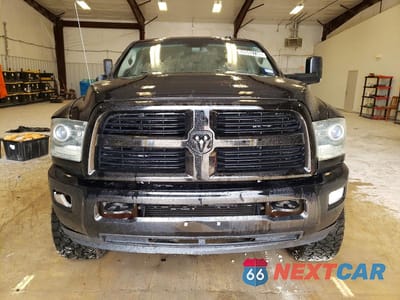 Piąte zdjęcie samochodu w środku: 2014 RAM 2500 SLT VIN:3C6UR5DLXEG181630 - miniatura