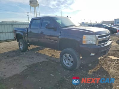 Czwarte zdjęcie samochodu z boku: 2008 CHEVROLET SILVERADO K1500 VIN:2GCEK13JX81327550 - miniatura