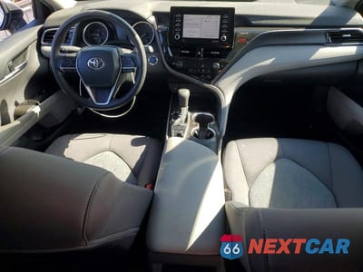 Zdjęcie 8 z 11 samochodu: 2022 TOYOTA CAMRY LE VIN:4T1C31AKXNU582632 - miniatura