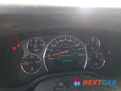 Zdjęcie 9 z 12 samochodu: 2008 GMC SAVANA G2500 VIN:1GTGG25C081209804 - miniatura