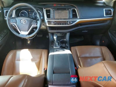 Zdjęcie 8 z 13 samochodu: 2019 TOYOTA HIGHLANDER LIMITED VIN:5TDDZRFH8KS956576 - miniatura