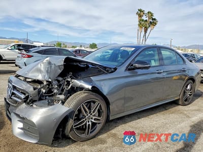 2020 MERCEDES-BENZ E 350 WDDZF8DB2LA709047 - główne zdjęcie licytacji z USA - miniatura