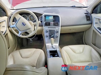 Zdjęcie 8 z 14 samochodu: 2011 VOLVO XC60 3.2 VIN:YV4952DZ1B2188478 - miniatura