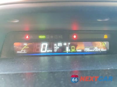 Zdjęcie 9 z 12 samochodu: 2012 TOYOTA PRIUS V THREE VIN:JTDZN3EU0C3071921 - miniatura