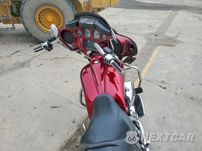 Zdjęcie 6 z 9 samochodu: 2017 HARLEY-DAVIDSON FLHXS STREET GLIDE SPECIAL VIN:1HD1KRC16HB650263 - miniatura