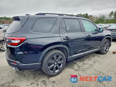 Trzecie zdjęcie samochodu z tyłu: 2023 HONDA PILOT SPORT VIN:5FNYG1H32PB022581 - miniatura