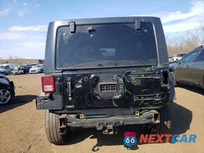 Zdjęcie 6 z 13 samochodu: 2015 JEEP WRANGLER UNLIMITED SPORT VIN:1C4BJWDG9FL657449 - miniatura