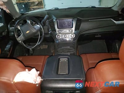 Zdjęcie 8 z 13 samochodu: 2019 CHEVROLET SUBURBAN K1500 PREMIER VIN:1GNSKJKJ7KR247018 - miniatura