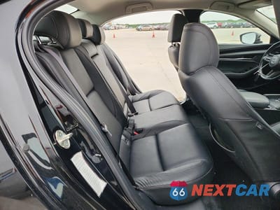 Zdjęcie 10 z 12 samochodu: 2021 MAZDA 3 SELECT VIN:JM1BPABL3M1321368 - miniatura