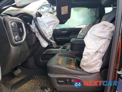 Zdjęcie 7 z 11 samochodu: 2022 GMC SIERRA K2500 AT4 VIN:1GT49PEY8NF362483 - miniatura