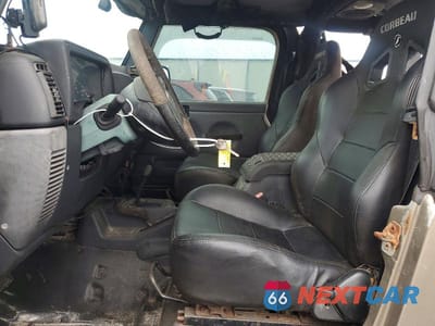 Zdjęcie 7 z 11 samochodu: 2004 JEEP WRANGLER / UNLIMITED TJ SPORT VIN:1J4FA49S04P759354 - miniatura