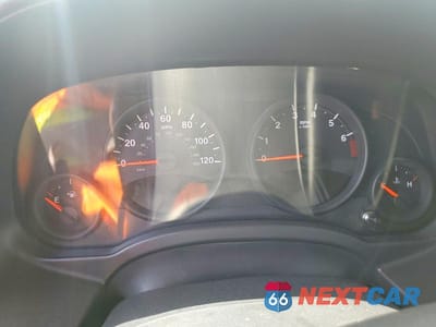 Zdjęcie 9 z 12 samochodu: 2010 JEEP PATRIOT SPORT VIN:1J4NF2GB7AD512981 - miniatura