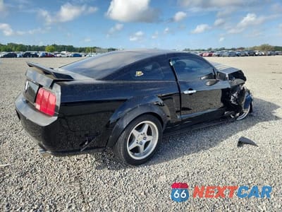 Trzecie zdjęcie samochodu z tyłu: 2008 FORD MUSTANG GT VIN:1ZVHT82H085179633 - miniatura