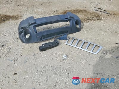 Zdjęcie 13 z 14 samochodu: 2004 JEEP GRAND CHEROKEE LAREDO VIN:1J4GW48S34C340980 - miniatura