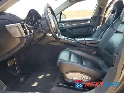 Zdjęcie 7 z 12 samochodu: 2016 PORSCHE PANAMERA 2 VIN:WP0AA2A71GL001109 - miniatura