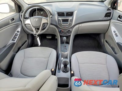 Zdjęcie 8 z 12 samochodu: 2016 HYUNDAI ACCENT SE VIN:KMHCT4AE3GU000644 - miniatura