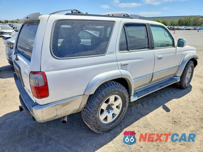 Trzecie zdjęcie samochodu z tyłu: 2000 TOYOTA 4RUNNER LI VIN:JT3GN87R9Y0157609 - miniatura