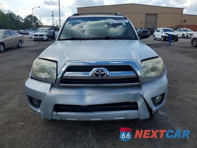 Piąte zdjęcie samochodu w środku: 2006 TOYOTA 4RUNNER SR5 VIN:JTEZU14R668048084 - miniatura