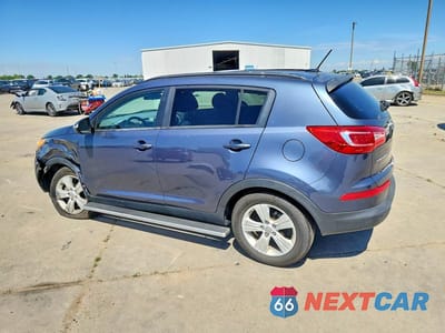 Drugie zdjęcie samochodu z przodu: 2012 KIA SPORTAGE LX VIN:KNDPB3A2XC7210501 - miniatura