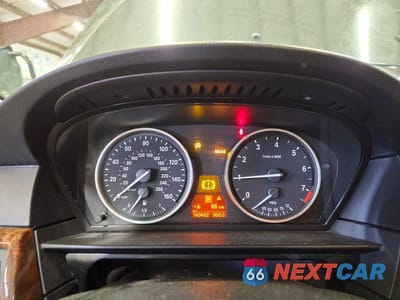 Zdjęcie 9 z 12 samochodu: 2008 BMW 528 XI VIN:WBANV13518CZ53568 - miniatura