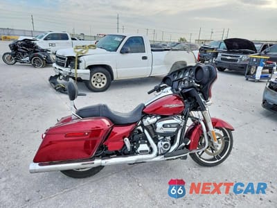 2017 HARLEY-DAVIDSON FLHX STREET GLIDE 1HD1KBC1XHB683712 - główne zdjęcie licytacji z USA - miniatura