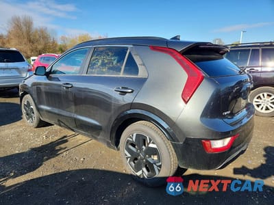 Drugie zdjęcie samochodu z przodu: 2023 KIA NIRO WIND VIN:KNDCR3L15P5055694 - miniatura