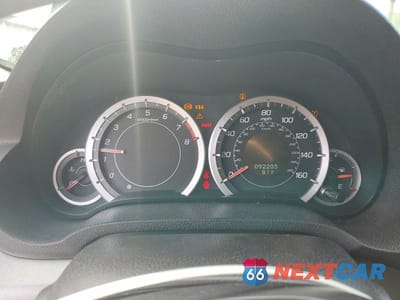 Zdjęcie 9 z 12 samochodu: 2010 ACURA TSX VIN:JH4CU2E62AC004334 - miniatura