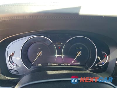Zdjęcie 9 z 13 samochodu: 2018 BMW M550XI VIN:WBAJB9C53JB035595 - miniatura
