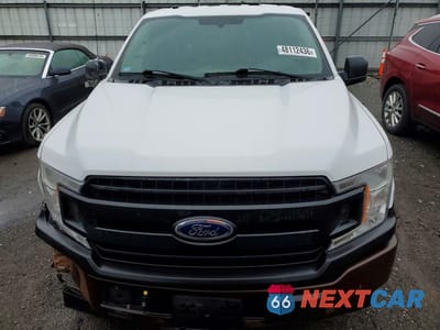 Piąte zdjęcie samochodu w środku: 2018 FORD F150 SUPER CAB VIN:1FTEX1CP6JKD91581 - miniatura