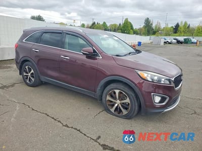 Czwarte zdjęcie samochodu z boku: 2016 KIA SORENTO EX VIN:5XYPH4A10GG136364 - miniatura