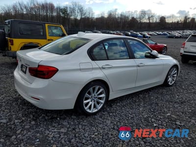 Trzecie zdjęcie samochodu z tyłu: 2018 BMW 320 XI VIN:WBA8A3C5XJA488276 - miniatura