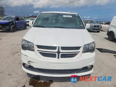 Piąte zdjęcie samochodu w środku: 2016 DODGE GRAND CARAVAN R VIN:2C4RDGEG6GR242639 - miniatura