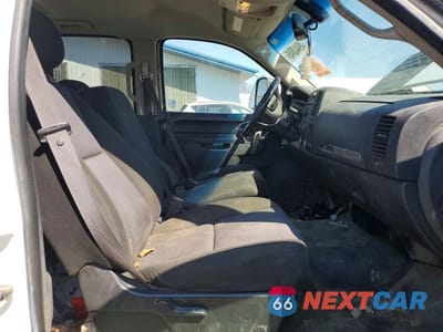 Zdjęcie 7 z 12 samochodu: 2011 CHEVROLET SILVERADO K3500 LT VIN:1GB4K0CL5BF185409 - miniatura