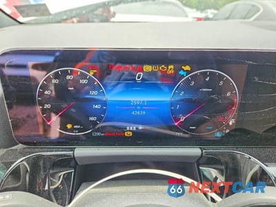 Zdjęcie 9 z 13 samochodu: 2024 MERCEDES-BENZ GLA 250 4MATIC VIN:W1N4N4HB9RJ557490 - miniatura