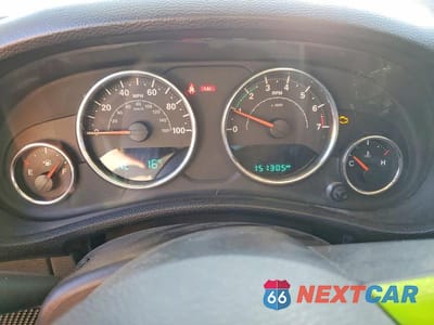 Zdjęcie 9 z 11 samochodu: 2014 JEEP WRANGLER UNLIMITED SPORT VIN:1C4BJWDGXEL298269 - miniatura