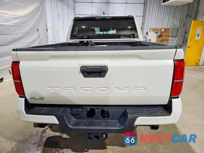 Zdjęcie 6 z 13 samochodu: 2025 TOYOTA TACOMA SR5 VIN:3TMLB5JN6SM095002 - miniatura