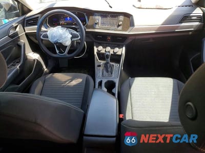 Zdjęcie 8 z 13 samochodu: 2022 VOLKSWAGEN JETTA S VIN:3VWCM7BU8NM016491 - miniatura