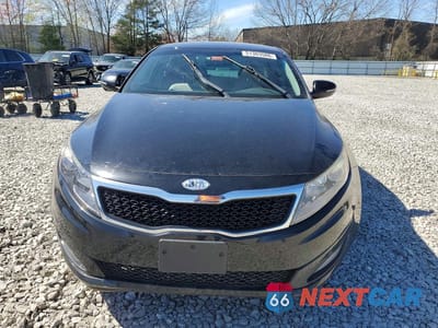 Piąte zdjęcie samochodu w środku: 2012 KIA OPTIMA LX VIN:5XXGM4A77CG052220 - miniatura