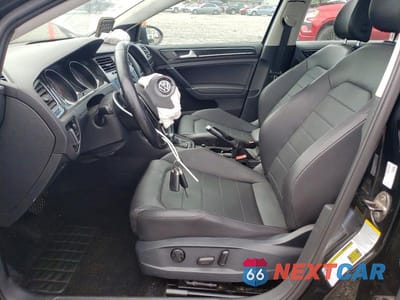 Zdjęcie 7 z 13 samochodu: 2015 VOLKSWAGEN GOLF VIN:3VW217AU5FM025611 - miniatura