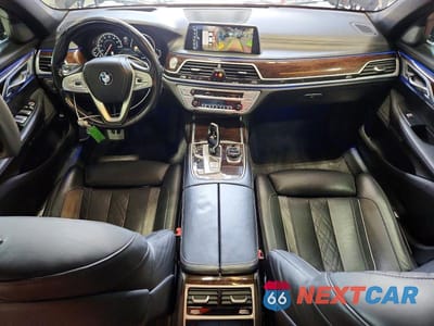 Zdjęcie 8 z 12 samochodu: 2017 BMW 750 XI VIN:WBA7F2C58HG422064 - miniatura