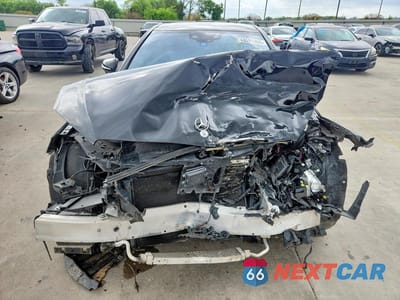 Piąte zdjęcie samochodu w środku: 2018 MERCEDES-BENZ S 560 VIN:WDDUG8DB1JA380863 - miniatura
